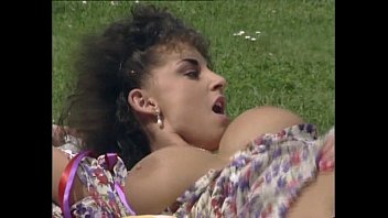 SARAH YOUNG Assfuck At The Pool