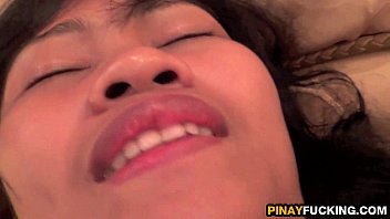 Asian Amateur Rims And Blows While Masturbating